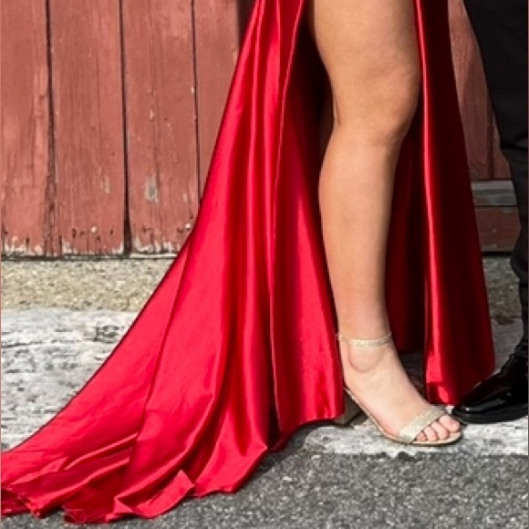 Sherri Hill Stunning Red Prom Corset Gown (style 55419) - Picture 14 of 16